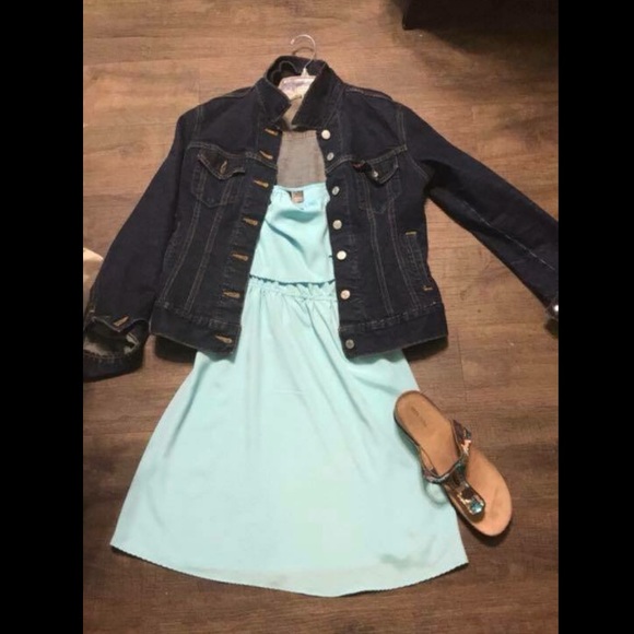 Francesca's Collections Dresses & Skirts - Francesca light blue medium dress